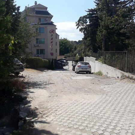 Студия В Комплексе Rozali Apartman Várna Kültér fotó